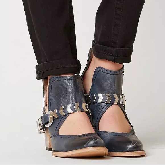 Freebird by Steven blade leather moto buckle booties - Picture 2 of 11